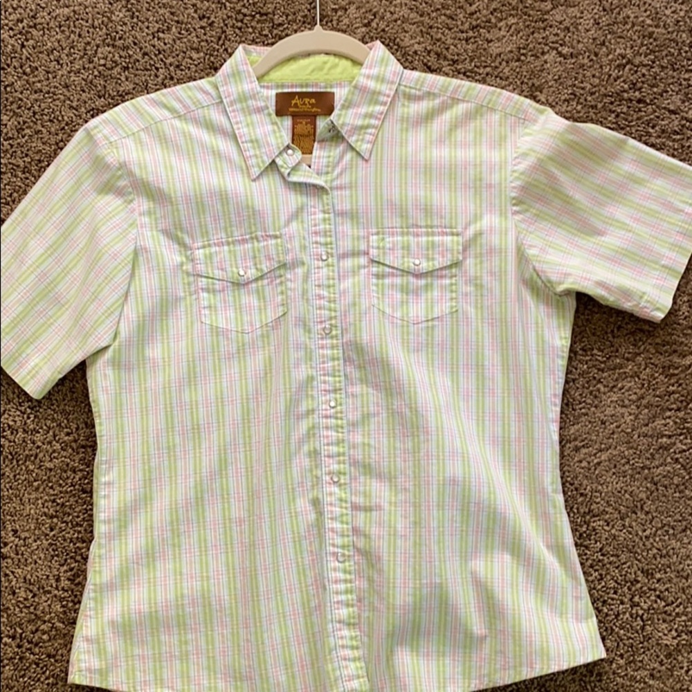 Women’s Western Pearl Snap Button Down